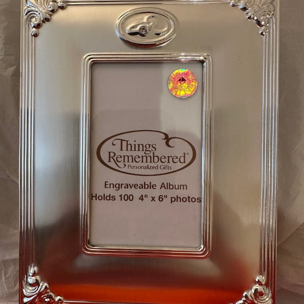 Things Remembered Engraveable album 4x6 with Swarovski crystal - NEW